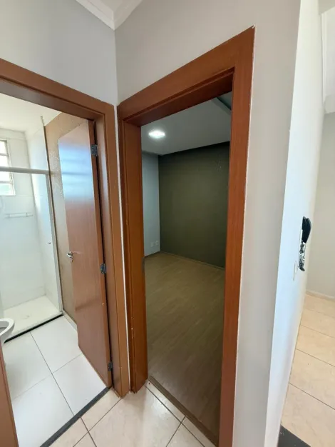 Comprar Apartamento / Padr&atilde;o em S&atilde;o Jos&eacute; do Rio Preto R$ 160.000,00 - Foto 11