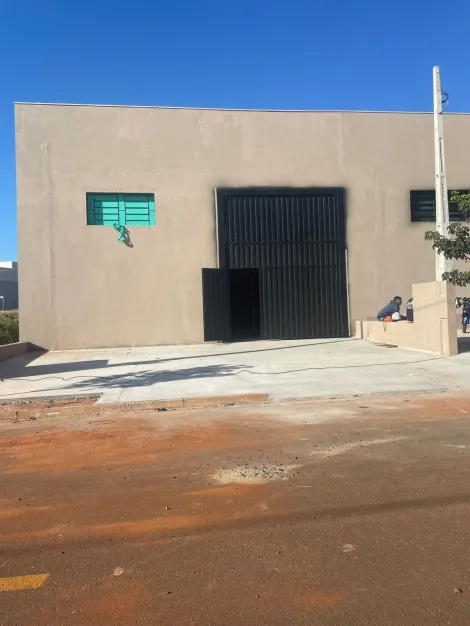 Alugar Comercial / Sal&atilde;o em S&atilde;o Jos&eacute; do Rio Preto. apenas R$ 900.000,00