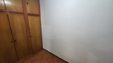 Alugar Casa / Padr&atilde;o em S&atilde;o Jos&eacute; do Rio Preto R$ 2.500,00 - Foto 12
