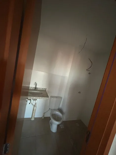 Alugar Apartamento / Padr&atilde;o em S&atilde;o Jos&eacute; do Rio Preto R$ 2.000,00 - Foto 3