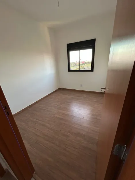 Alugar Apartamento / Padr&atilde;o em S&atilde;o Jos&eacute; do Rio Preto R$ 2.000,00 - Foto 4
