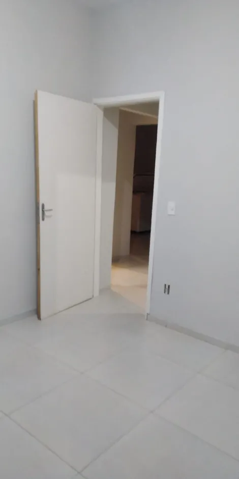 Comprar Casa / Padr&atilde;o em S&atilde;o Jos&eacute; do Rio Preto R$ 275.000,00 - Foto 5