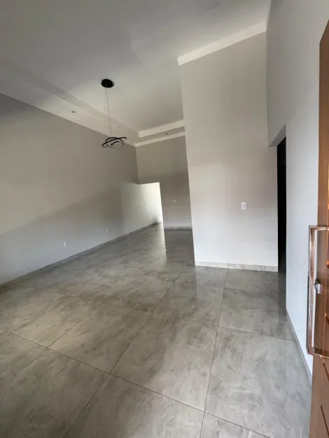 Alugar Casa / Padr&atilde;o em Bady Bassitt R$ 3.000,00 - Foto 4