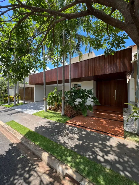 Casa / Condom&iacute;nio em Mirassol 