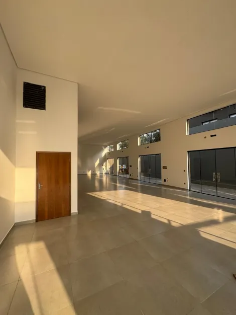 Alugar Comercial / Sal&atilde;o em S&atilde;o Jos&eacute; do Rio Preto R$ 10.000,00 - Foto 4