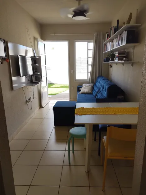 Alugar Casa / Padr&atilde;o em S&atilde;o Jos&eacute; do Rio Preto. apenas R$ 190.000,00