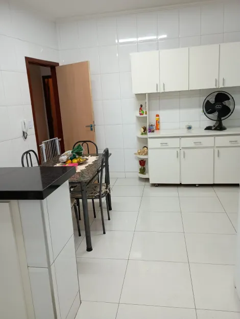 Comprar Casa / Padr&atilde;o em S&atilde;o Jos&eacute; do Rio Preto R$ 400.000,00 - Foto 3