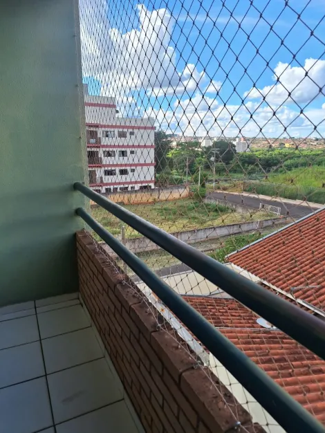 Apartamento / Padr&atilde;o em S&atilde;o Jos&eacute; do Rio Preto 