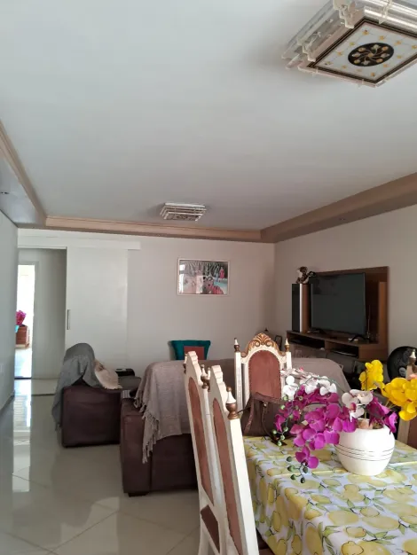 Alugar Apartamento / Padr&atilde;o em S&atilde;o Jos&eacute; do Rio Preto. apenas R$ 350.000,00