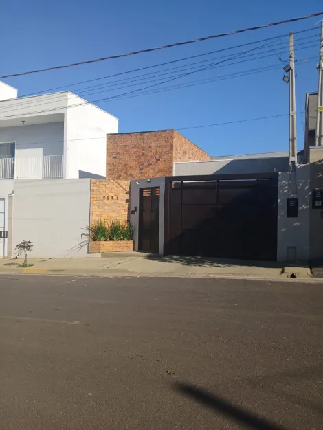 Casa / Padr&atilde;o em Bady Bassitt 