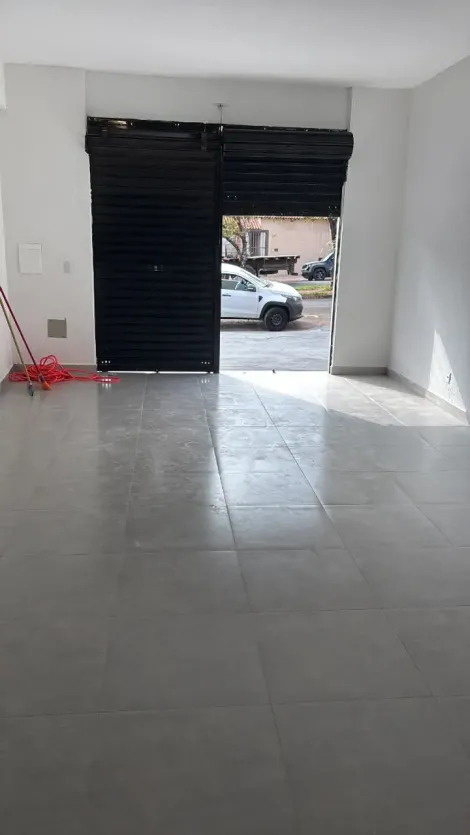 Alugar Comercial / Sal&atilde;o em S&atilde;o Jos&eacute; do Rio Preto R$ 2.200,00 - Foto 3