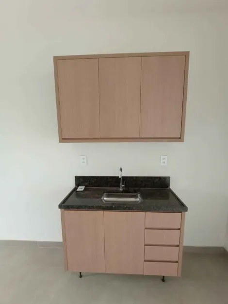 Alugar Casa / Condom&iacute;nio em S&atilde;o Jos&eacute; do Rio Preto R$ 2.300,00 - Foto 2