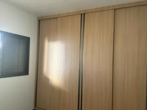 Alugar Casa / Condom&iacute;nio em S&atilde;o Jos&eacute; do Rio Preto R$ 2.300,00 - Foto 4
