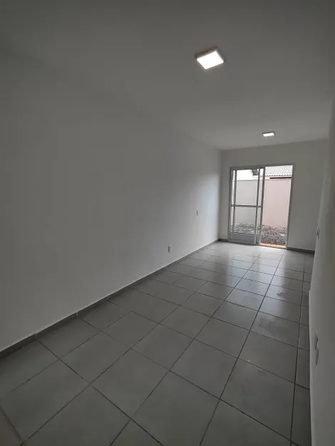 Alugar Casa / Condom&iacute;nio em Bady Bassitt R$ 1.150,00 - Foto 2