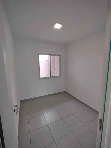 Alugar Casa / Condom&iacute;nio em Bady Bassitt R$ 1.150,00 - Foto 6