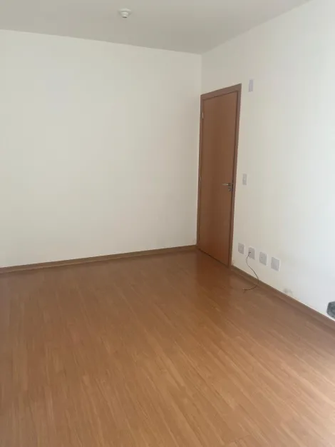 Alugar Apartamento / Padr&atilde;o em S&atilde;o Jos&eacute; do Rio Preto. apenas R$ 195.000,00