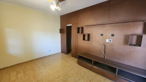 Alugar Casa / Padr&atilde;o em S&atilde;o Jos&eacute; do Rio Preto. apenas R$ 6.000,00