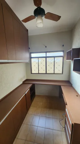 Alugar Casa / Padr&atilde;o em S&atilde;o Jos&eacute; do Rio Preto R$ 6.000,00 - Foto 8