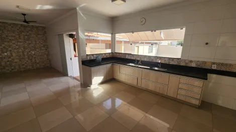 Alugar Casa / Padr&atilde;o em S&atilde;o Jos&eacute; do Rio Preto R$ 6.000,00 - Foto 22