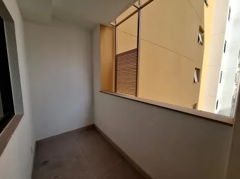 Alugar Apartamento / Padr&atilde;o em S&atilde;o Jos&eacute; do Rio Preto R$ 1.600,00 - Foto 4