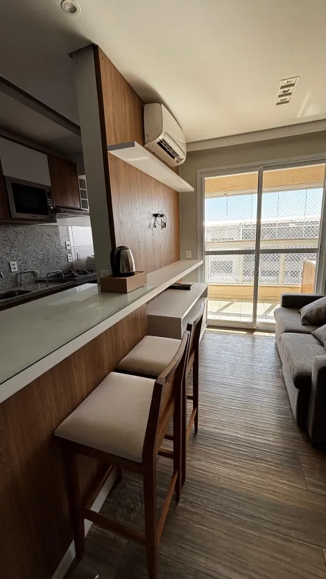 Alugar Apartamento / Padr&atilde;o em S&atilde;o Jos&eacute; do Rio Preto. apenas R$ 3.000,00