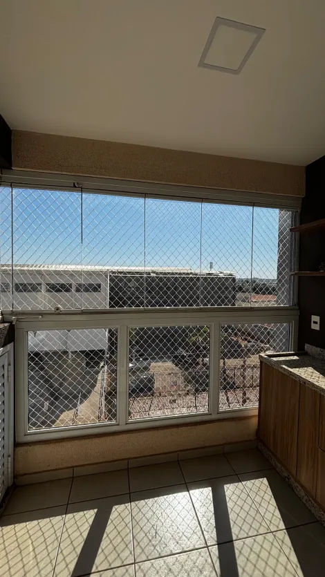 Alugar Apartamento / Padr&atilde;o em S&atilde;o Jos&eacute; do Rio Preto R$ 3.000,00 - Foto 10