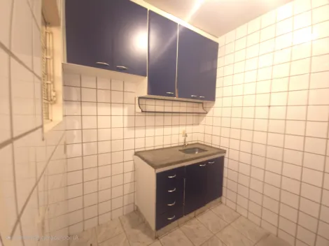 Alugar Casa / Condom&iacute;nio em S&atilde;o Jos&eacute; do Rio Preto. apenas R$ 195.000,00