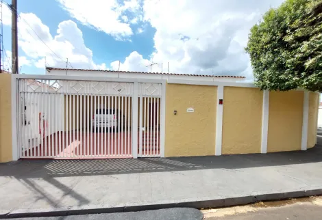 Alugar Casa / Padr&atilde;o em S&atilde;o Jos&eacute; do Rio Preto. apenas R$ 450.000,00