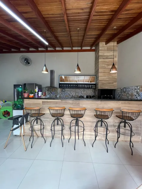 Alugar Casa / Padr&atilde;o em S&atilde;o Jos&eacute; do Rio Preto. apenas R$ 380.000,00