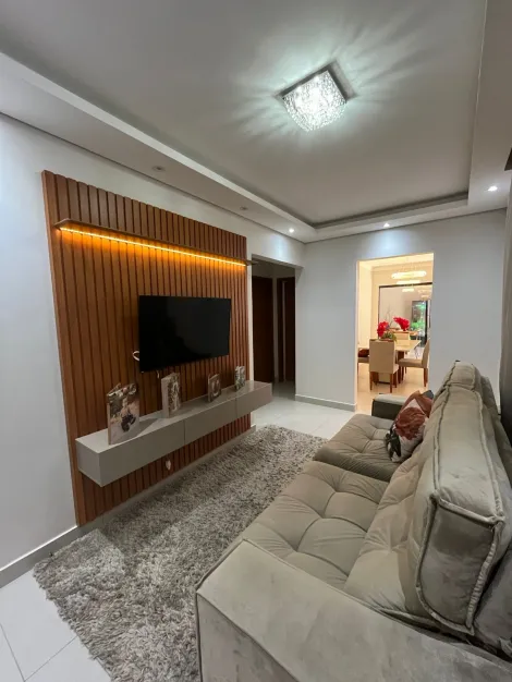 Comprar Casa / Padr&atilde;o em S&atilde;o Jos&eacute; do Rio Preto R$ 380.000,00 - Foto 7