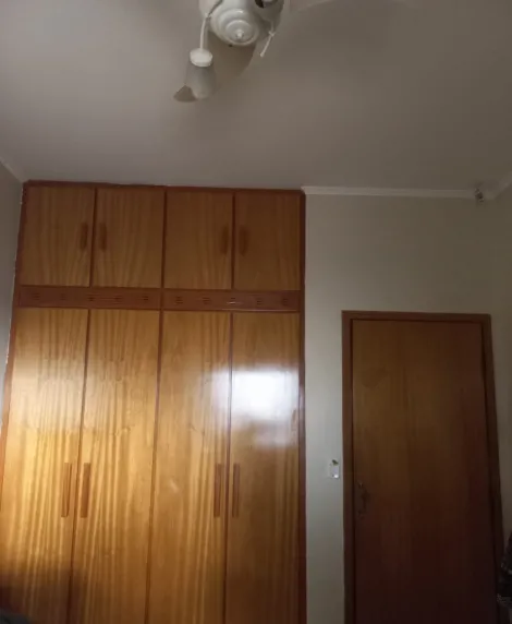 Alugar Casa / Padr&atilde;o em S&atilde;o Jos&eacute; do Rio Preto R$ 3.500,00 - Foto 4