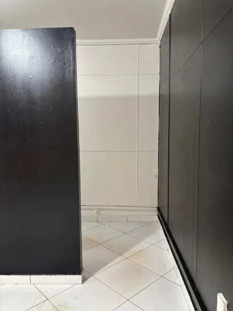 Alugar Comercial / Sala em S&atilde;o Jos&eacute; do Rio Preto R$ 1.300,00 - Foto 5