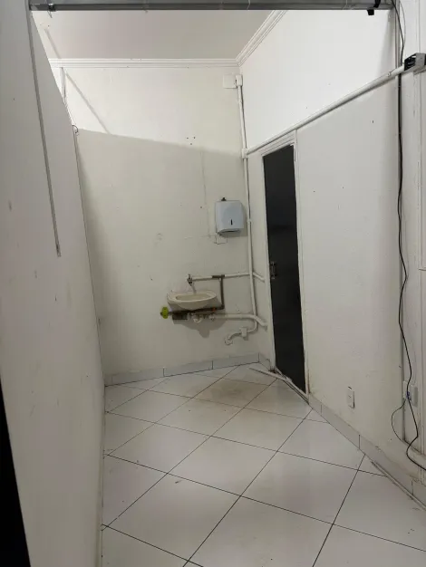 Alugar Comercial / Sala em S&atilde;o Jos&eacute; do Rio Preto R$ 1.300,00 - Foto 6