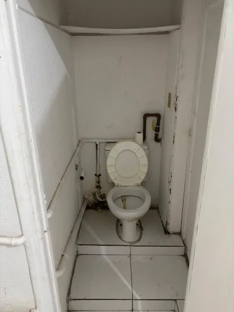 Alugar Comercial / Sala em S&atilde;o Jos&eacute; do Rio Preto R$ 1.300,00 - Foto 7