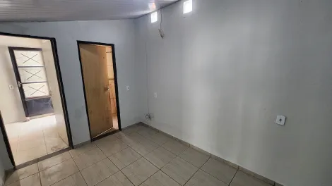 Alugar Casa / Padr&atilde;o em S&atilde;o Jos&eacute; do Rio Preto R$ 900,00 - Foto 3