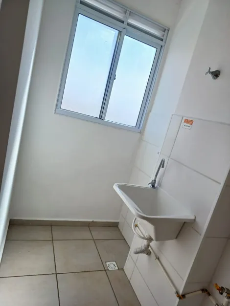 Alugar Apartamento / Padr&atilde;o em S&atilde;o Jos&eacute; do Rio Preto R$ 850,00 - Foto 3