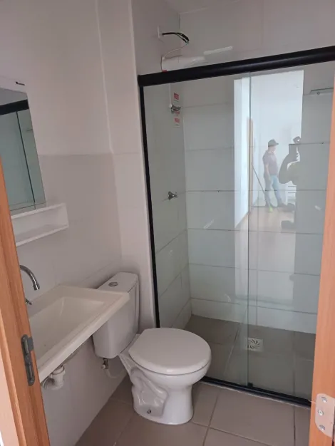 Alugar Apartamento / Padr&atilde;o em S&atilde;o Jos&eacute; do Rio Preto R$ 850,00 - Foto 5