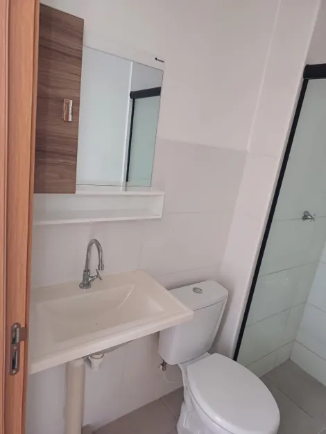 Alugar Apartamento / Padr&atilde;o em S&atilde;o Jos&eacute; do Rio Preto R$ 850,00 - Foto 6