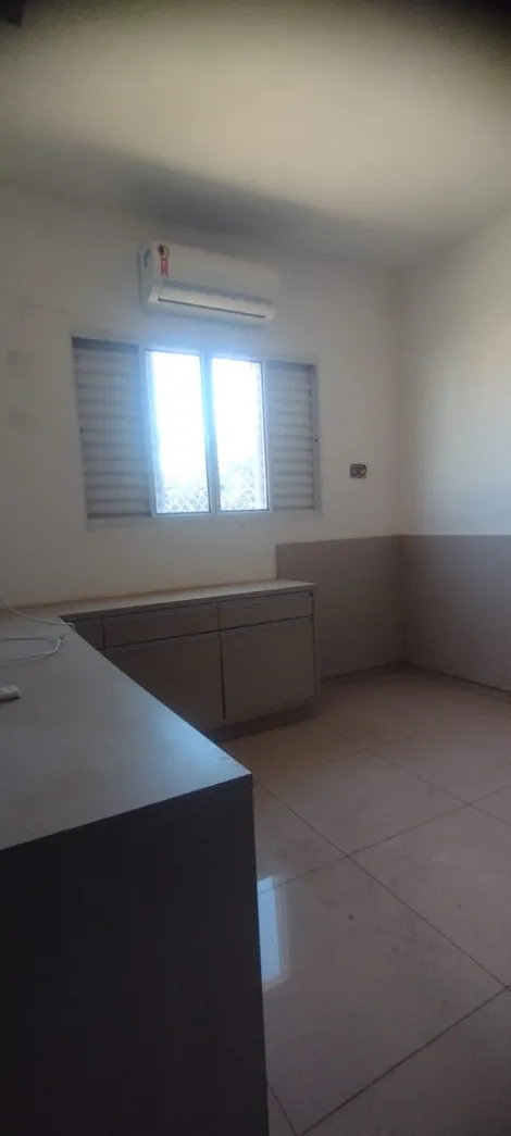 Alugar Casa / Sobrado em Bady Bassitt R$ 1.400,00 - Foto 15