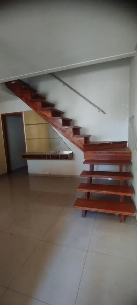 Alugar Casa / Sobrado em Bady Bassitt R$ 1.400,00 - Foto 3