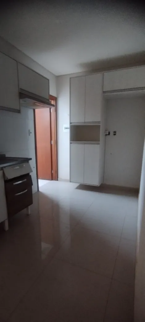 Alugar Casa / Sobrado em Bady Bassitt R$ 1.400,00 - Foto 6