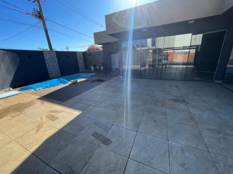Alugar Casa / Padr&atilde;o em S&atilde;o Jos&eacute; do Rio Preto R$ 2.800,00 - Foto 12