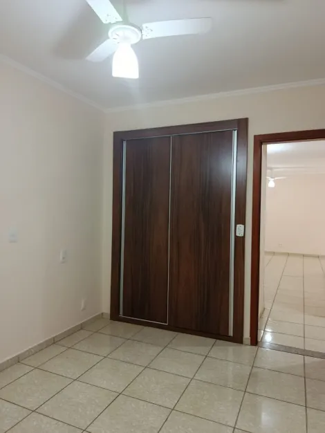 Alugar Apartamento / Padr&atilde;o em S&atilde;o Jos&eacute; do Rio Preto R$ 1.800,00 - Foto 8