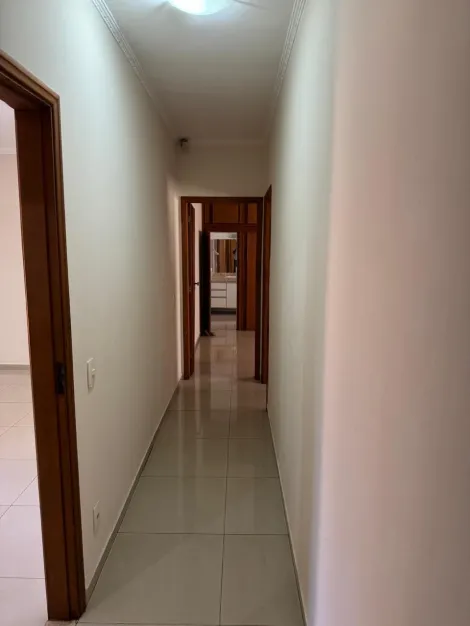 Alugar Casa / Padr&atilde;o em S&atilde;o Jos&eacute; do Rio Preto R$ 5.000,00 - Foto 2