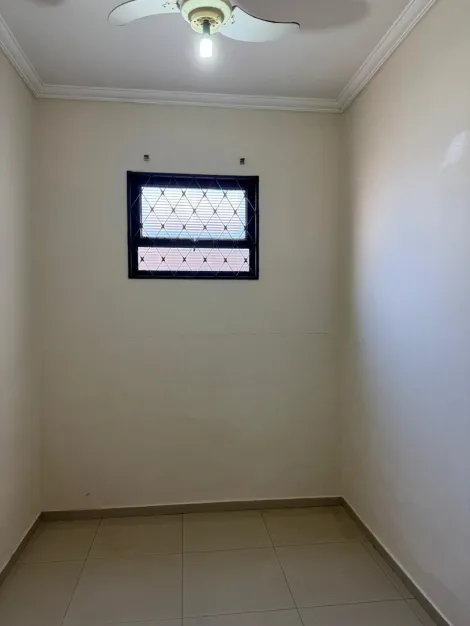 Alugar Casa / Padr&atilde;o em S&atilde;o Jos&eacute; do Rio Preto R$ 5.000,00 - Foto 16