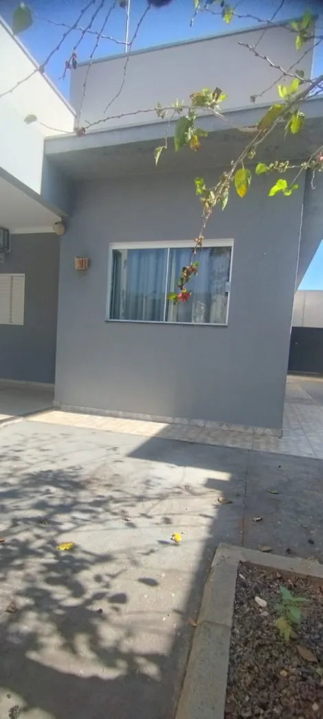 Alugar Casa / Padr&atilde;o em Bady Bassitt R$ 1.500,00 - Foto 3