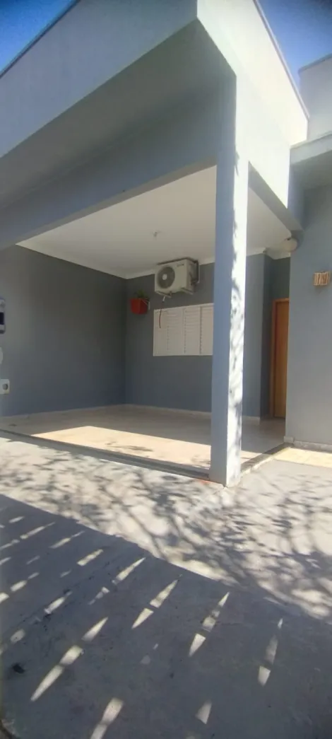 Alugar Casa / Padr&atilde;o em Bady Bassitt. apenas R$ 1.500,00