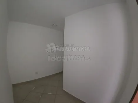 Alugar Comercial / Casa Comercial em S&atilde;o Jos&eacute; do Rio Preto R$ 1.700,00 - Foto 2