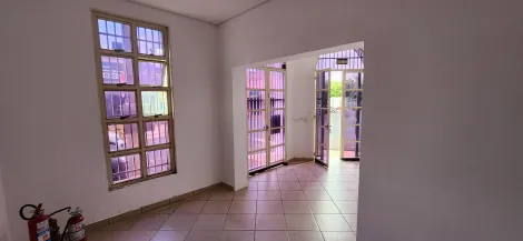 Alugar Comercial / Casa Comercial em S&atilde;o Jos&eacute; do Rio Preto R$ 1.700,00 - Foto 6
