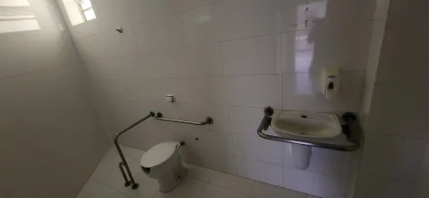Alugar Comercial / Casa Comercial em S&atilde;o Jos&eacute; do Rio Preto R$ 1.700,00 - Foto 9